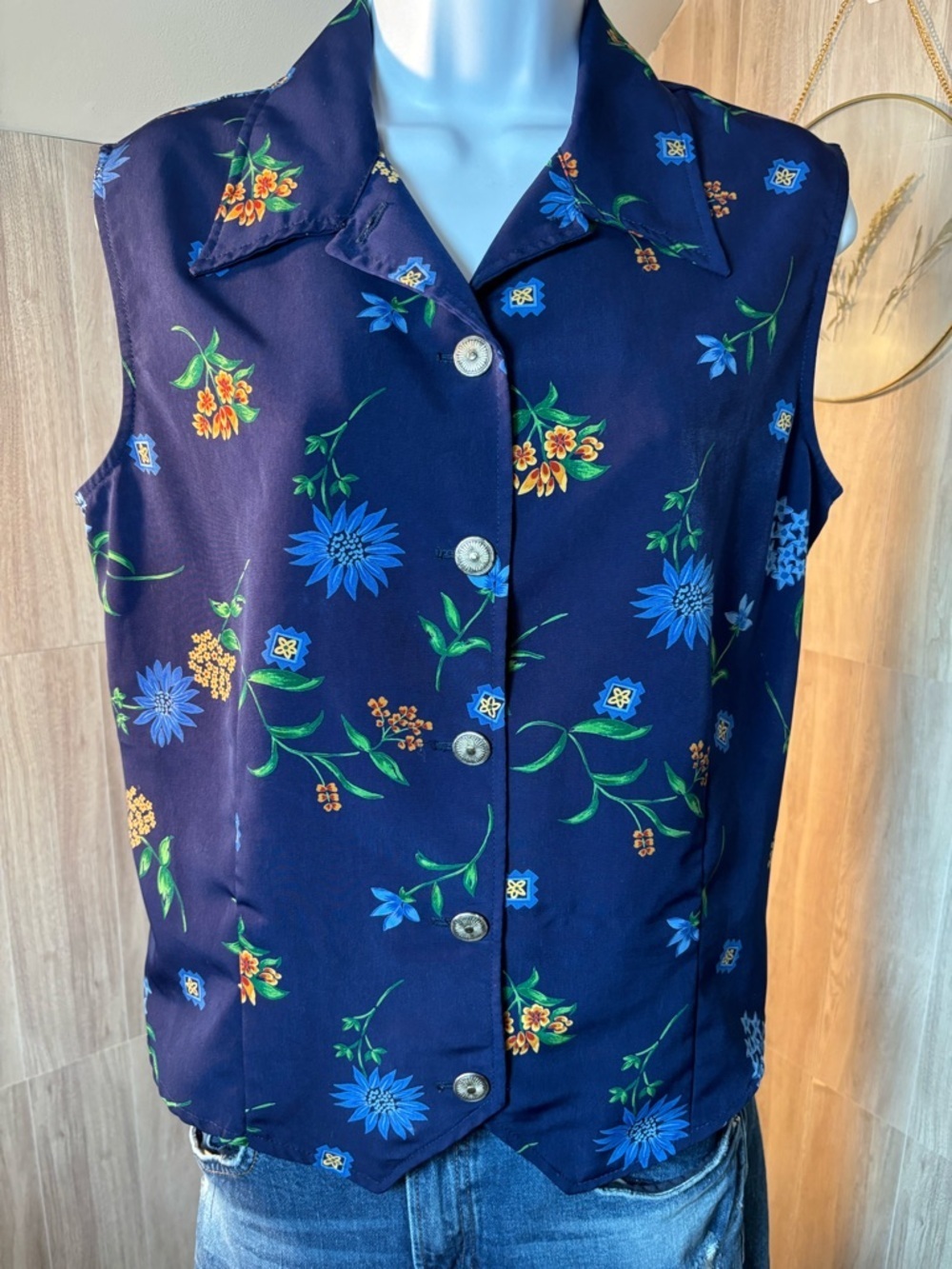 Roper Navy Floral Button-Up Vest Top
